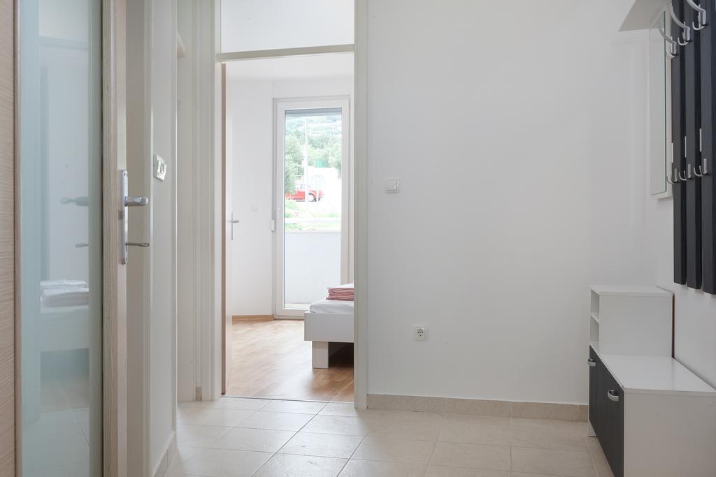 Sunshine Apartment Makarska Buitenkant foto